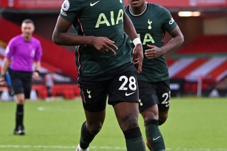 Spurs Too Sharp For Doomed Blades